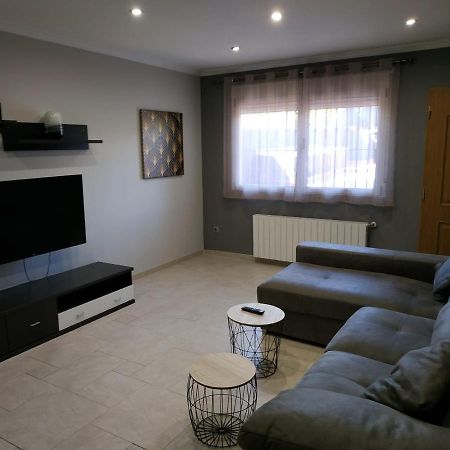 Casa Vacacional Lavernia 카바네스 외부 사진
