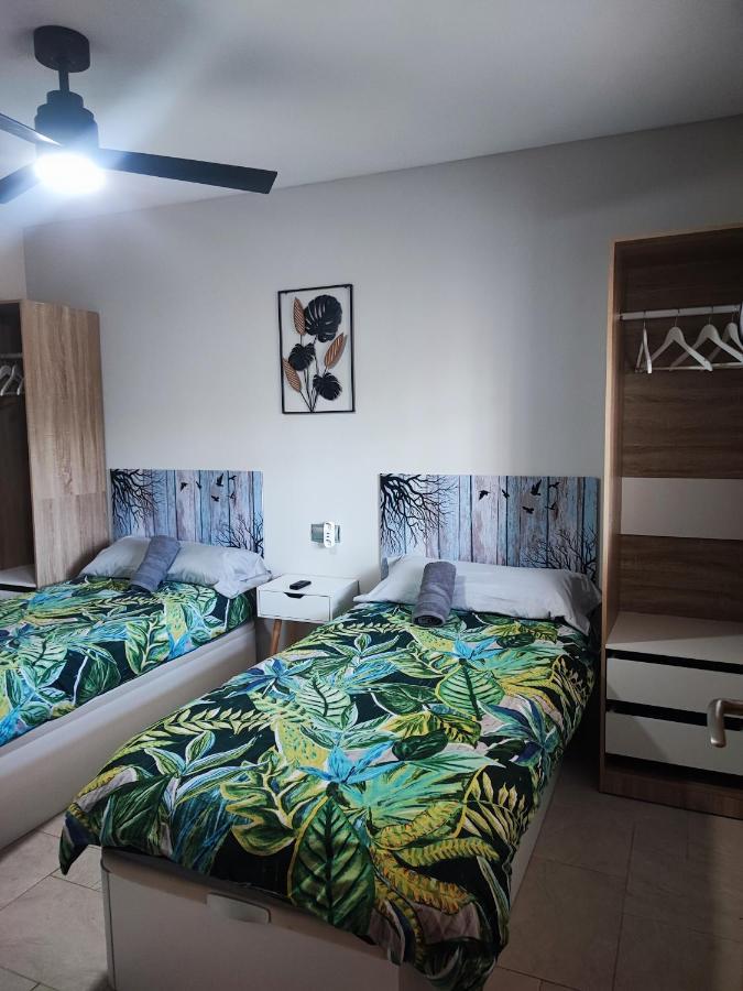 Casa Vacacional Lavernia 카바네스 외부 사진