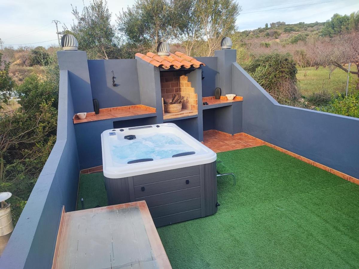 Casa Vacacional Lavernia 카바네스 외부 사진